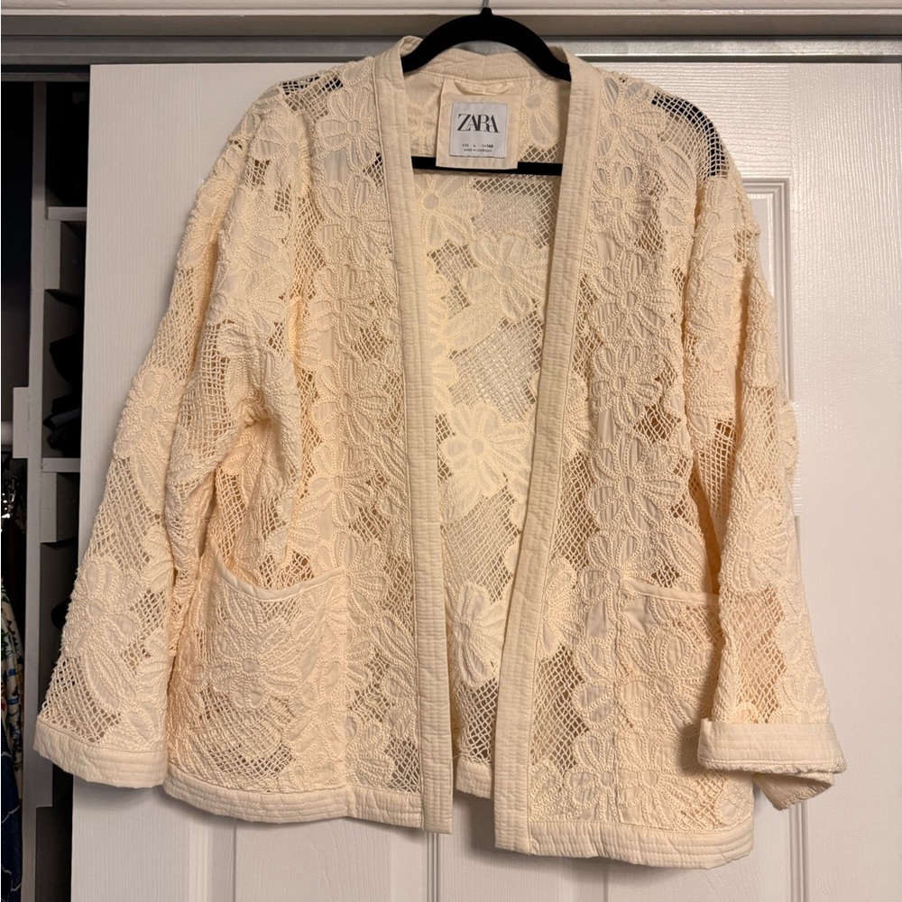 zara size L lacey kimono very chic